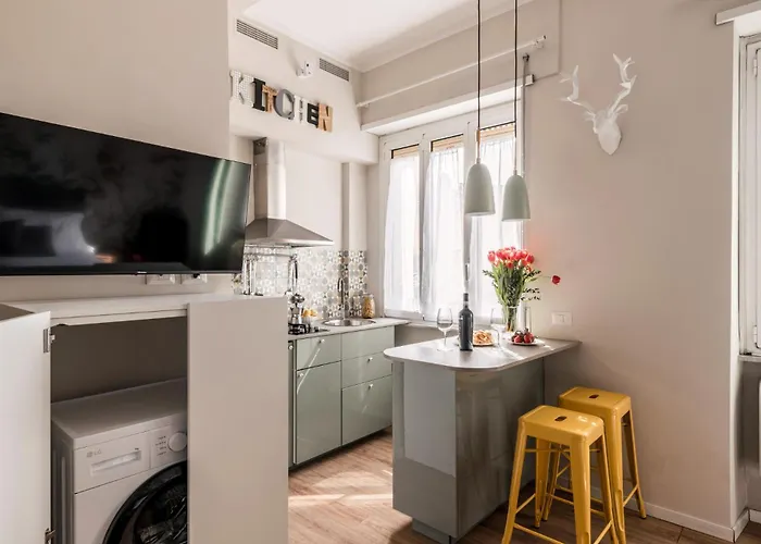 The Rent - Bright In The Historic Center Of Apartment Rom