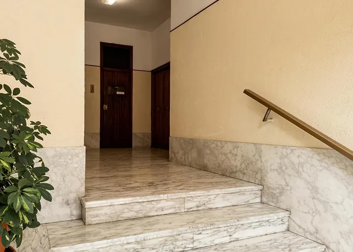 The Rent - Bright In The Historic Center Of Apartment Rom