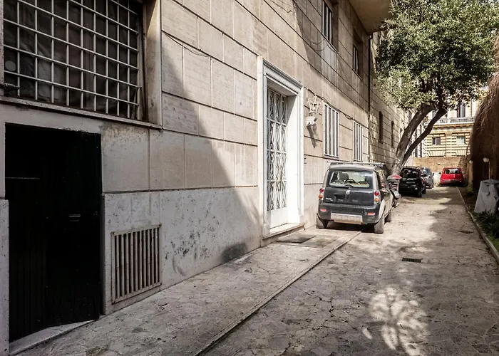Apartment The Rent - Bright In The Historic Center Of Rom